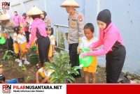 Gerakan Indonesia ASRI : Polres Probolinggo Gelar Aksi Penghijauan Pulihkan Lahan Kritis
