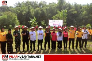 Wujud Kepedulian Lingkungan, Polres Probolinggo Tanam 1.000 Pohon di Maron
