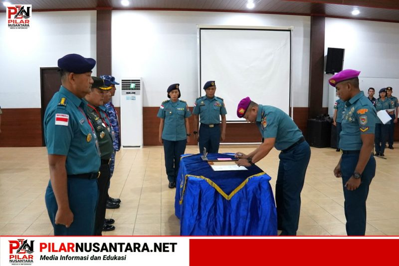 Tegaskan Zero Pungli dan Integritas, Wakil Komandan Kodaeral VII Pimpin Penandatanganan Pakta Integritas Seleksi Taruna TNI di Kupang TA 2026