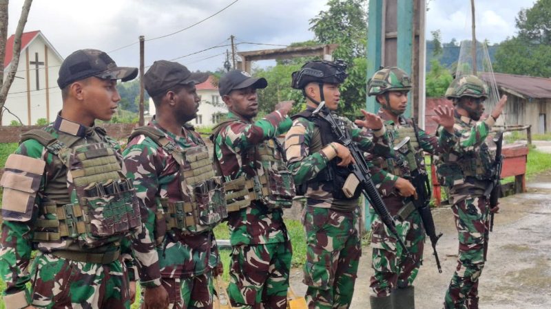 Satgas Pamtas Yonif 763/SBA Bagikan Sargas Kepada Warga Binaan