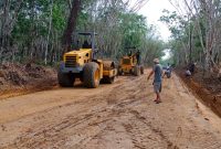TMMD ke-128 Kodim 0402/OKI, Progres Pembangunan Jalan di Desa Pematang Sukatani Hampir Rampung 100 Persen