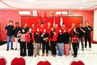 Resmi Bergabung, Puluhan Kader Muda (Gen-Z) Terima KTA PDI Perjuangan Kota Probolinggo