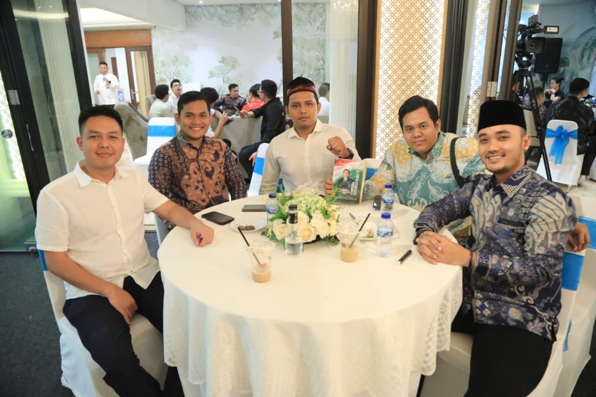 Masa Kerja Baru 1,5 Tahun, Tokoh Pemuda Aceh Tegaskan Nasri Djalal Penting untuk Stabilitas Migas Bumi Serambi Mekah