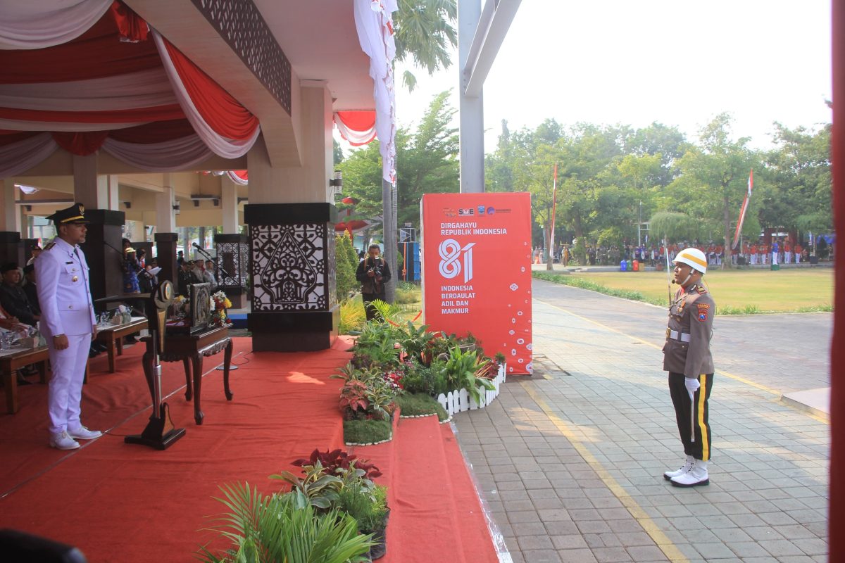 Kasat Reskrim Polres Probolinggo Dipercaya Jadi Komandan Upacara HUT ke-81 RI
