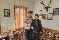 Wakapolres Probolinggo Sampaikan Pesan Kamtibmas ke Sesepuh Tengger di Bromo